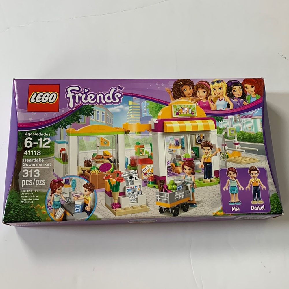 LEGO FRIENDS NEVER BEEN OPENED BRAND NEW Lego Friends Supermarket